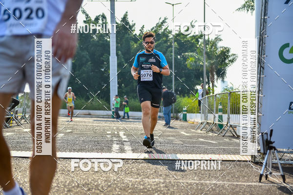 Achetez vos photos de l'vnement2 Corrida Shopping Jaragu sur Fotop