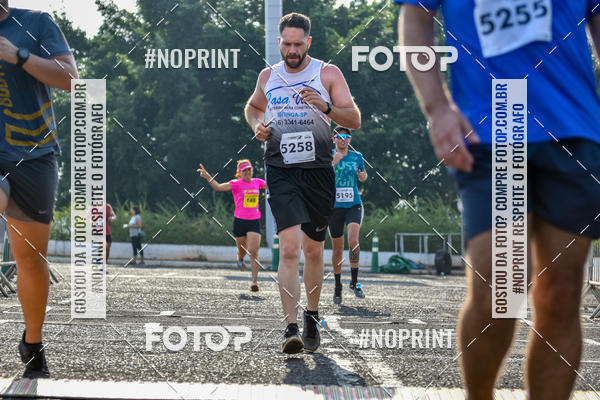 Achetez vos photos de l'vnement2 Corrida Shopping Jaragu sur Fotop