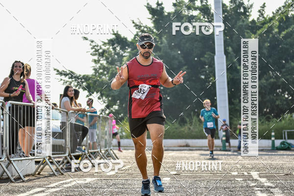 Achetez vos photos de l'vnement2 Corrida Shopping Jaragu sur Fotop
