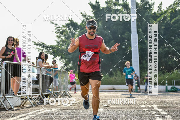 Achetez vos photos de l'vnement2 Corrida Shopping Jaragu sur Fotop