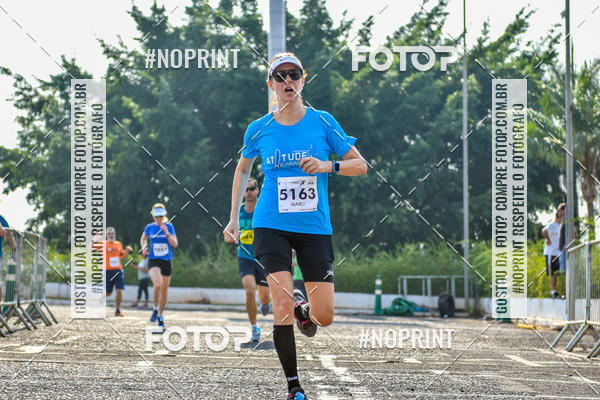 Achetez vos photos de l'vnement2 Corrida Shopping Jaragu sur Fotop