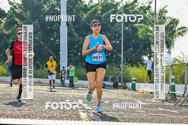 Achetez vos photos de l'vnement2 Corrida Shopping Jaragu sur Fotop