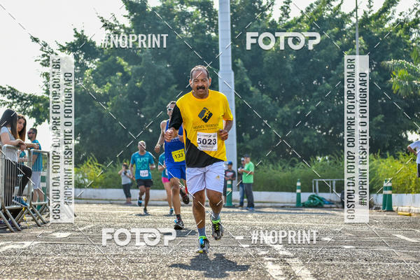 Achetez vos photos de l'vnement2 Corrida Shopping Jaragu sur Fotop