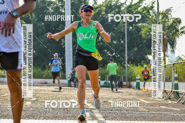 Achetez vos photos de l'vnement2 Corrida Shopping Jaragu sur Fotop