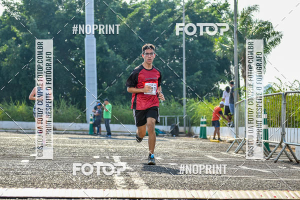 Achetez vos photos de l'vnement2 Corrida Shopping Jaragu sur Fotop