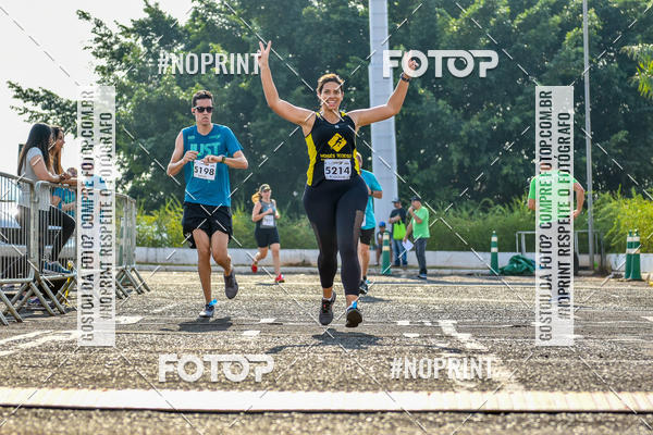 Achetez vos photos de l'vnement2 Corrida Shopping Jaragu sur Fotop