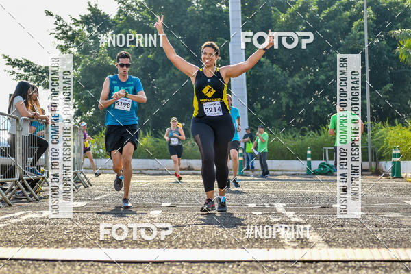 Achetez vos photos de l'vnement2 Corrida Shopping Jaragu sur Fotop