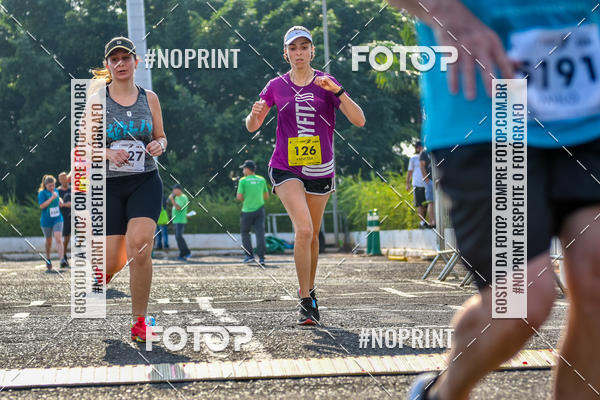 Achetez vos photos de l'vnement2 Corrida Shopping Jaragu sur Fotop