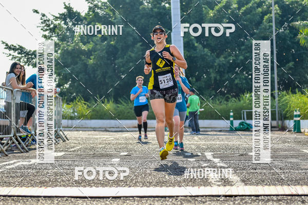Achetez vos photos de l'vnement2 Corrida Shopping Jaragu sur Fotop