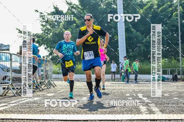 Achetez vos photos de l'vnement2 Corrida Shopping Jaragu sur Fotop