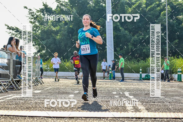 Achetez vos photos de l'vnement2 Corrida Shopping Jaragu sur Fotop