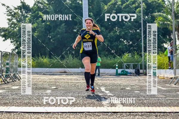 Achetez vos photos de l'vnement2 Corrida Shopping Jaragu sur Fotop