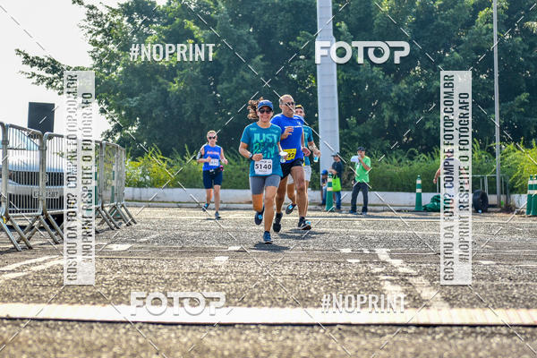 Achetez vos photos de l'vnement2 Corrida Shopping Jaragu sur Fotop