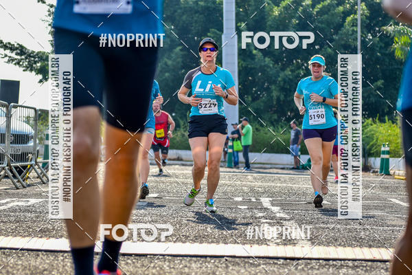 Achetez vos photos de l'vnement2 Corrida Shopping Jaragu sur Fotop