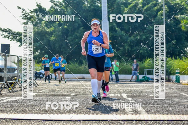 Achetez vos photos de l'vnement2 Corrida Shopping Jaragu sur Fotop