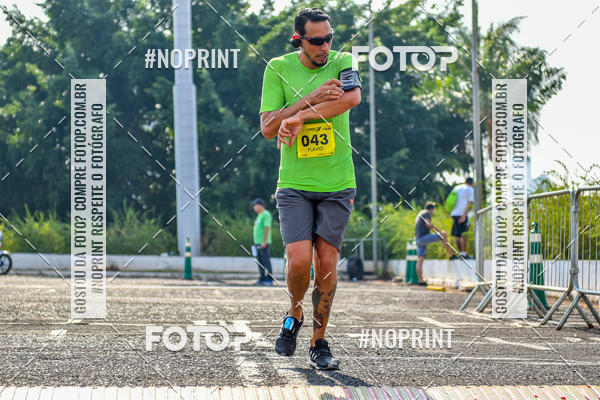 Achetez vos photos de l'vnement2 Corrida Shopping Jaragu sur Fotop