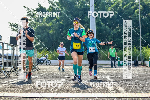 Achetez vos photos de l'vnement2 Corrida Shopping Jaragu sur Fotop