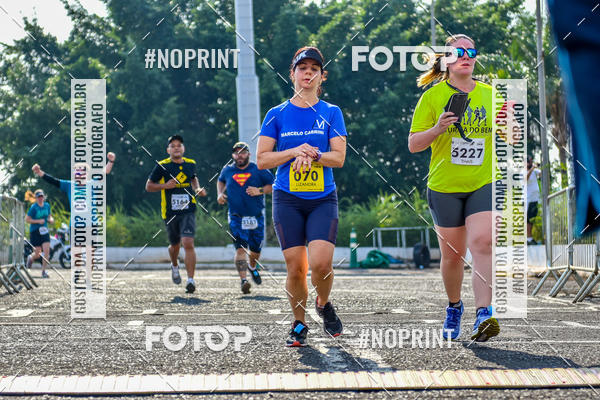 Achetez vos photos de l'vnement2 Corrida Shopping Jaragu sur Fotop