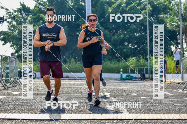 Achetez vos photos de l'vnement2 Corrida Shopping Jaragu sur Fotop