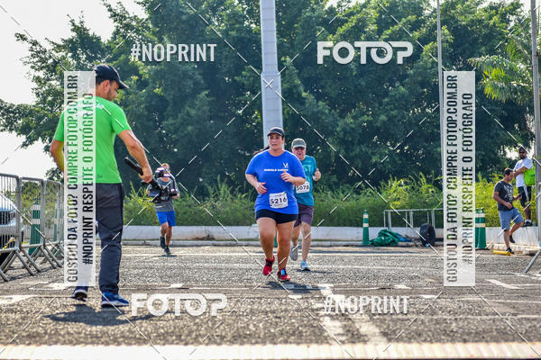 Achetez vos photos de l'vnement2 Corrida Shopping Jaragu sur Fotop