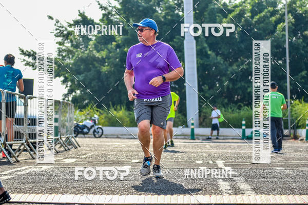 Achetez vos photos de l'vnement2 Corrida Shopping Jaragu sur Fotop