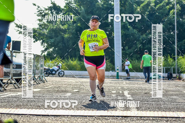 Achetez vos photos de l'vnement2 Corrida Shopping Jaragu sur Fotop