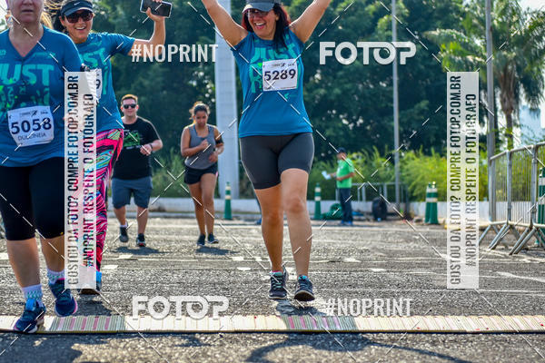 Achetez vos photos de l'vnement2 Corrida Shopping Jaragu sur Fotop