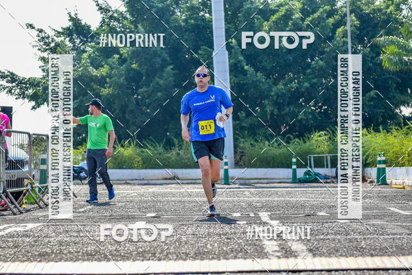 Achetez vos photos de l'vnement2 Corrida Shopping Jaragu sur Fotop