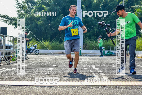 Achetez vos photos de l'vnement2 Corrida Shopping Jaragu sur Fotop