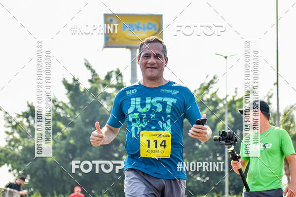 Achetez vos photos de l'vnement2 Corrida Shopping Jaragu sur Fotop