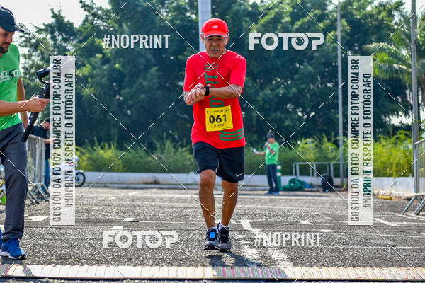Achetez vos photos de l'vnement2 Corrida Shopping Jaragu sur Fotop