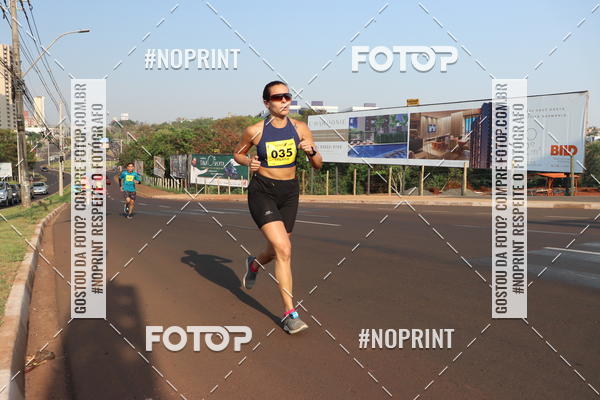 Achetez vos photos de l'vnement2 Corrida Shopping Jaragu sur Fotop