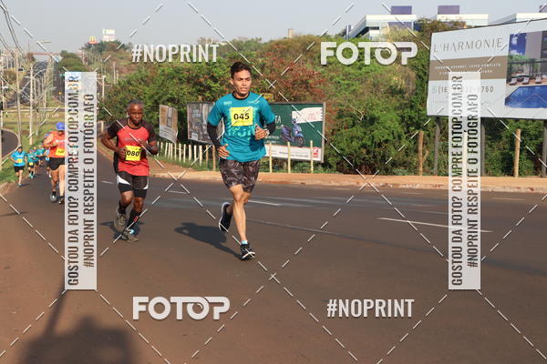 Achetez vos photos de l'vnement2 Corrida Shopping Jaragu sur Fotop