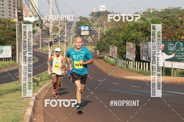 Achetez vos photos de l'vnement2 Corrida Shopping Jaragu sur Fotop