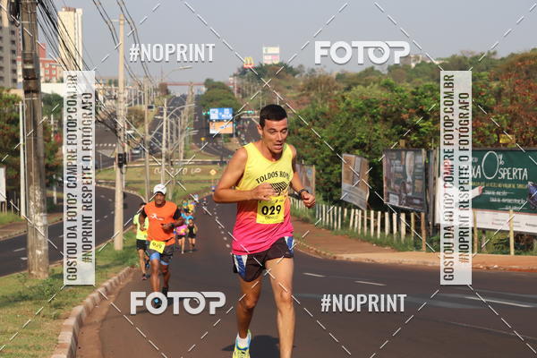 Achetez vos photos de l'vnement2 Corrida Shopping Jaragu sur Fotop