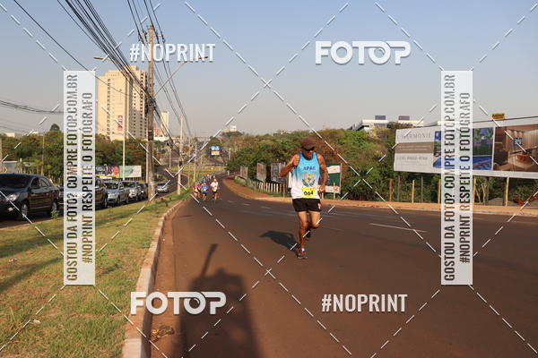 Achetez vos photos de l'vnement2 Corrida Shopping Jaragu sur Fotop