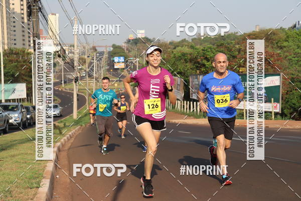 Achetez vos photos de l'vnement2 Corrida Shopping Jaragu sur Fotop