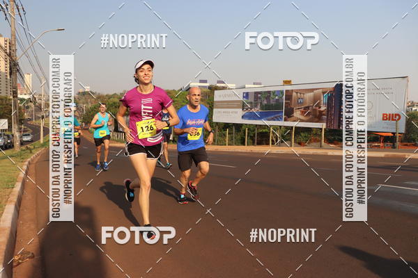 Achetez vos photos de l'vnement2 Corrida Shopping Jaragu sur Fotop