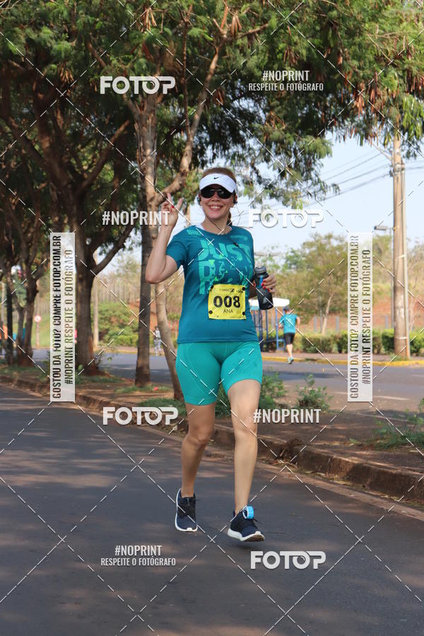 Achetez vos photos de l'vnement2 Corrida Shopping Jaragu sur Fotop
