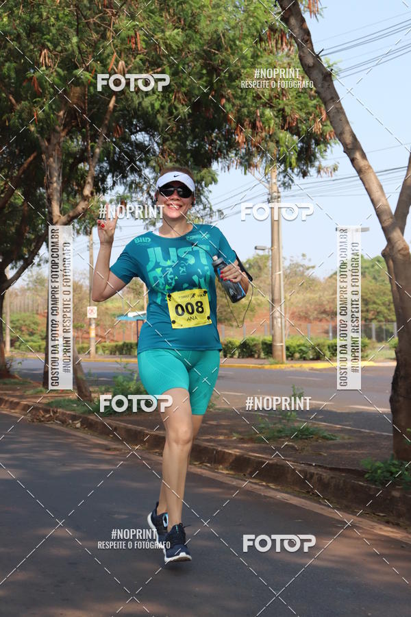 Achetez vos photos de l'vnement2 Corrida Shopping Jaragu sur Fotop