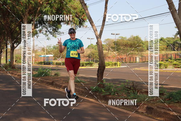 Achetez vos photos de l'vnement2 Corrida Shopping Jaragu sur Fotop