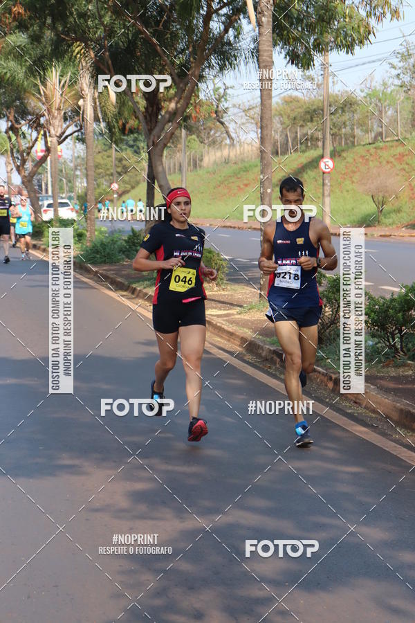 Achetez vos photos de l'vnement2 Corrida Shopping Jaragu sur Fotop
