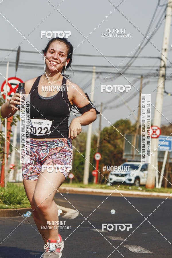 Achetez vos photos de l'vnement2 Corrida Shopping Jaragu sur Fotop