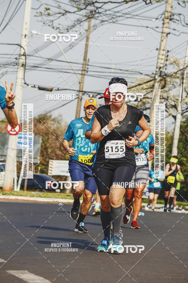Achetez vos photos de l'vnement2 Corrida Shopping Jaragu sur Fotop