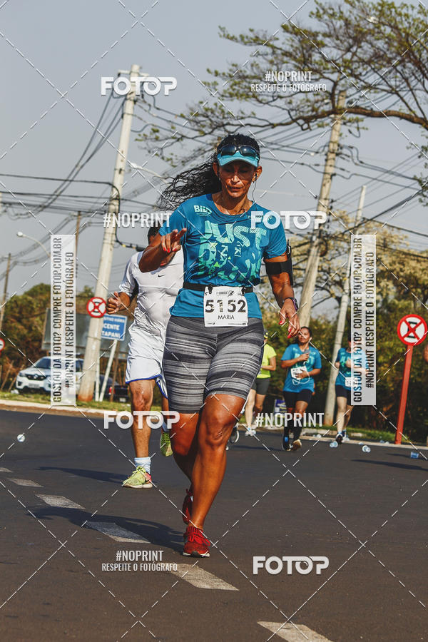Achetez vos photos de l'vnement2 Corrida Shopping Jaragu sur Fotop