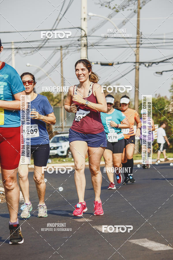 Achetez vos photos de l'vnement2 Corrida Shopping Jaragu sur Fotop