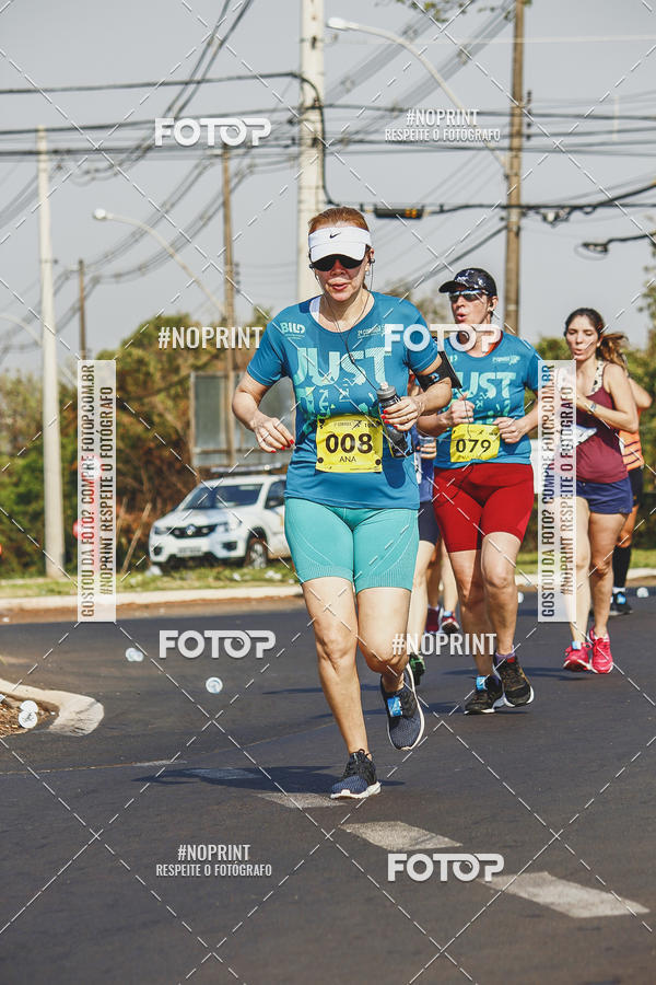 Achetez vos photos de l'vnement2 Corrida Shopping Jaragu sur Fotop