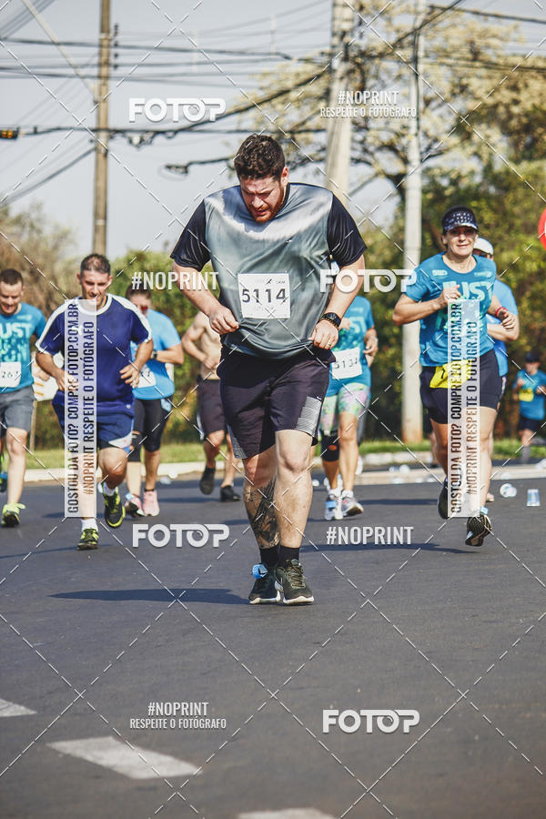 Achetez vos photos de l'vnement2 Corrida Shopping Jaragu sur Fotop