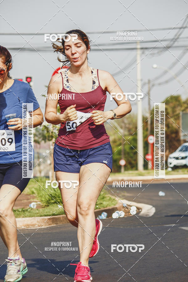 Achetez vos photos de l'vnement2 Corrida Shopping Jaragu sur Fotop