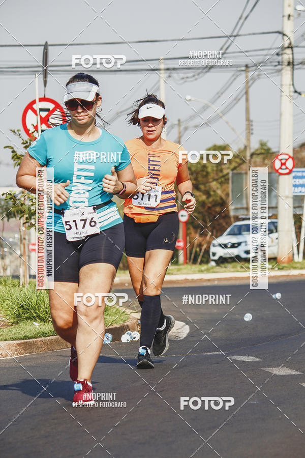Achetez vos photos de l'vnement2 Corrida Shopping Jaragu sur Fotop